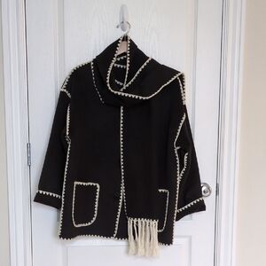 Commense Black and Cream Jacket And Scarf Set
